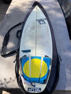Pyzel The Flash Surfboard 5'8 x 18.5 x 2.19 23.3L Thruster FCS w/ AM-2 Fins, Dakine Bag, Leash
