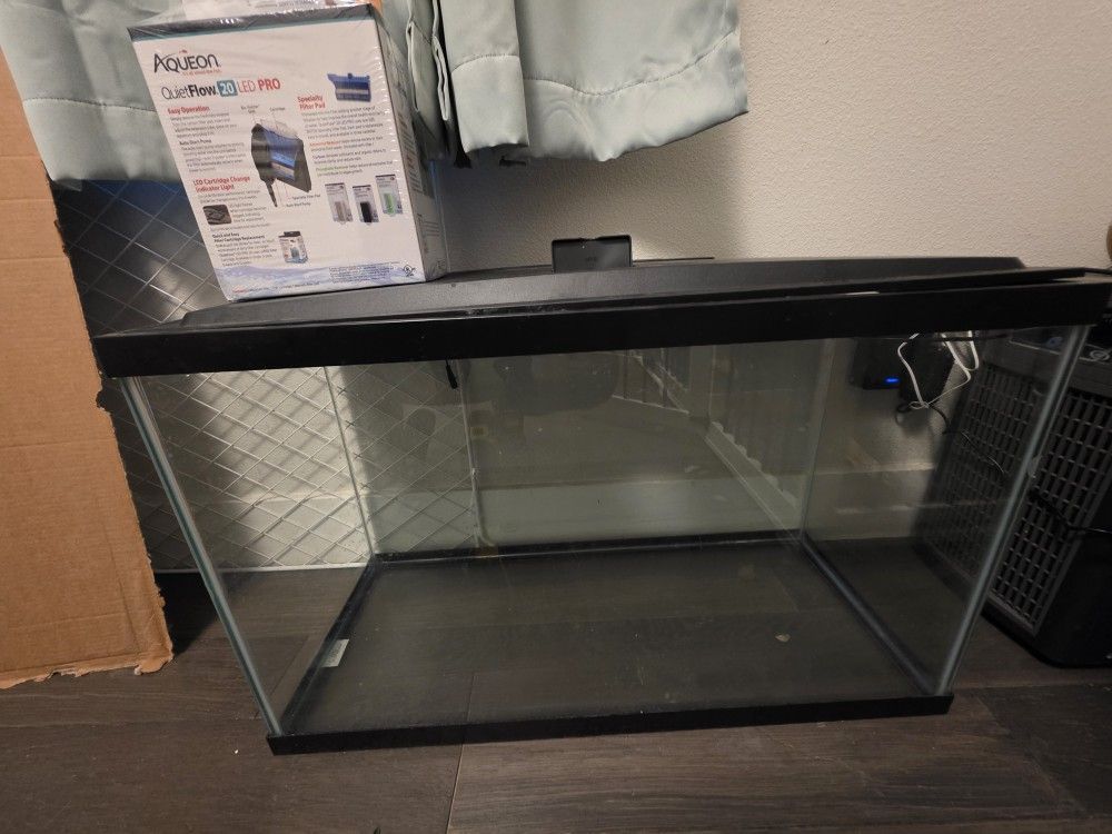 Aqueon Fish Tank 