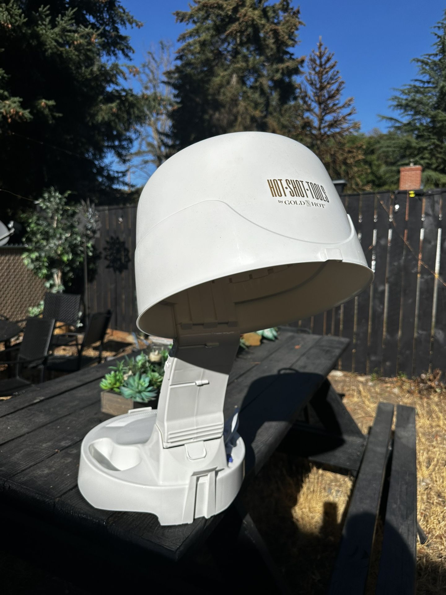 Hot Shot Tools by Gold N Hot Professional Full Hood Hard Hat Bonnet Hair Dryer