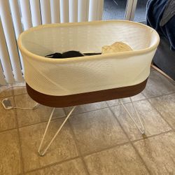 Happiest Baby SNOO