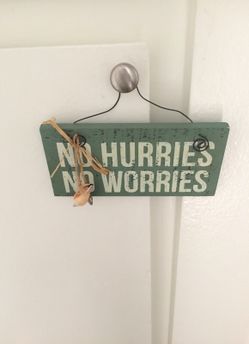 Wall hanger