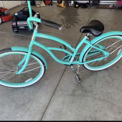 Hyper Beach Cruiser Bike 