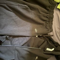 BLACK ALO SWEATSUIT SIZE MEDIUM 