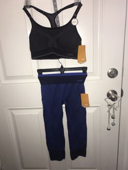Sports Bra & Sports Capri Bottoms