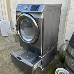 Samsung Front Load Gas Dryer With Steam Moisture Sensor 