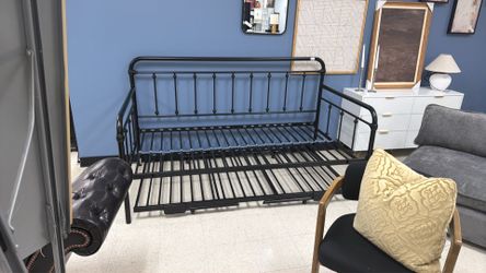 Twin Size Trundle Bed