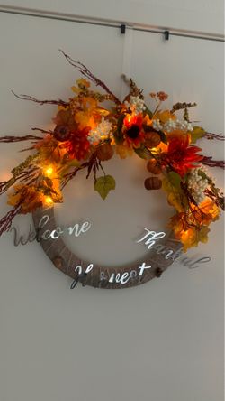 Holiday wreath