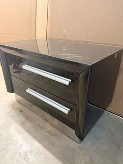 Free High gloss Dark Brown Nightstand