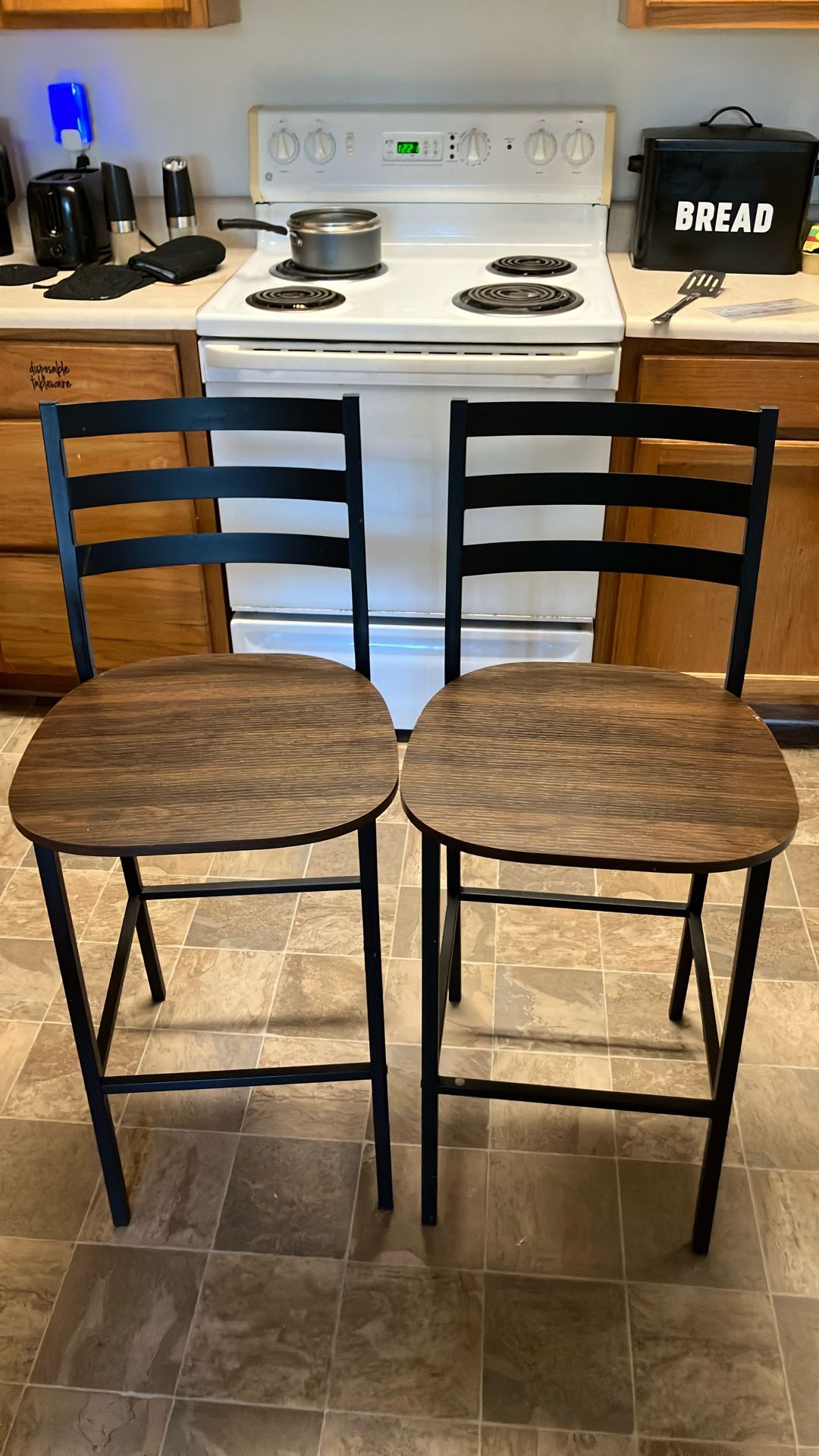 Metal Frame Wooden Seat Bar Stools