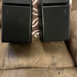 Bose Shelf Speakers 40w