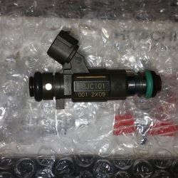 USED GENUINE OEM 'HITACHI/JECS'  Fuel Injectors part# 'FBJC101' (SET OF 5) FOR Nissan/Infiniti 3.5L V6/4.5L V8