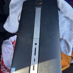 HP Pavilion Desktop 570-p030