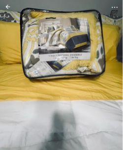 Yellow 7 pieces bending ensemble