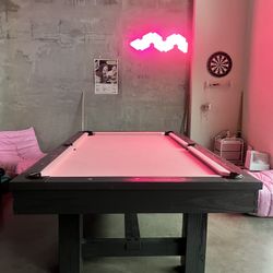 Pool Table Luxury 8ft ( Free Delivery & Set Up ) 