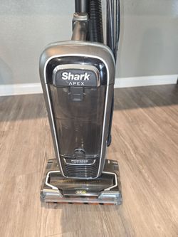 Shark Apex Vacuu.