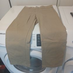 874 Original Fit Dickies Khakis 32 X 30