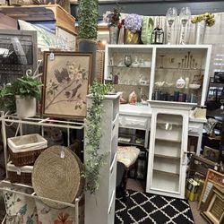 Lovely Vintage Wood & Glass Display Cabinet