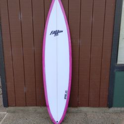 Surfboard 7'6'  California Gun New 