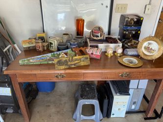Assorted Household Items