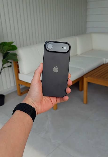 iPhone Air