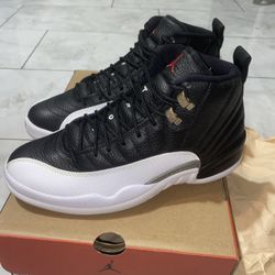 Jordan Retro 12 Playoff Size9 DS