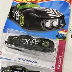 Two Hot Wheels Tresure Hunt