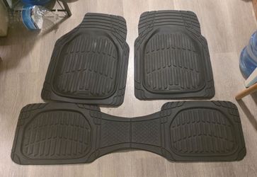 Universal car mats fit all car