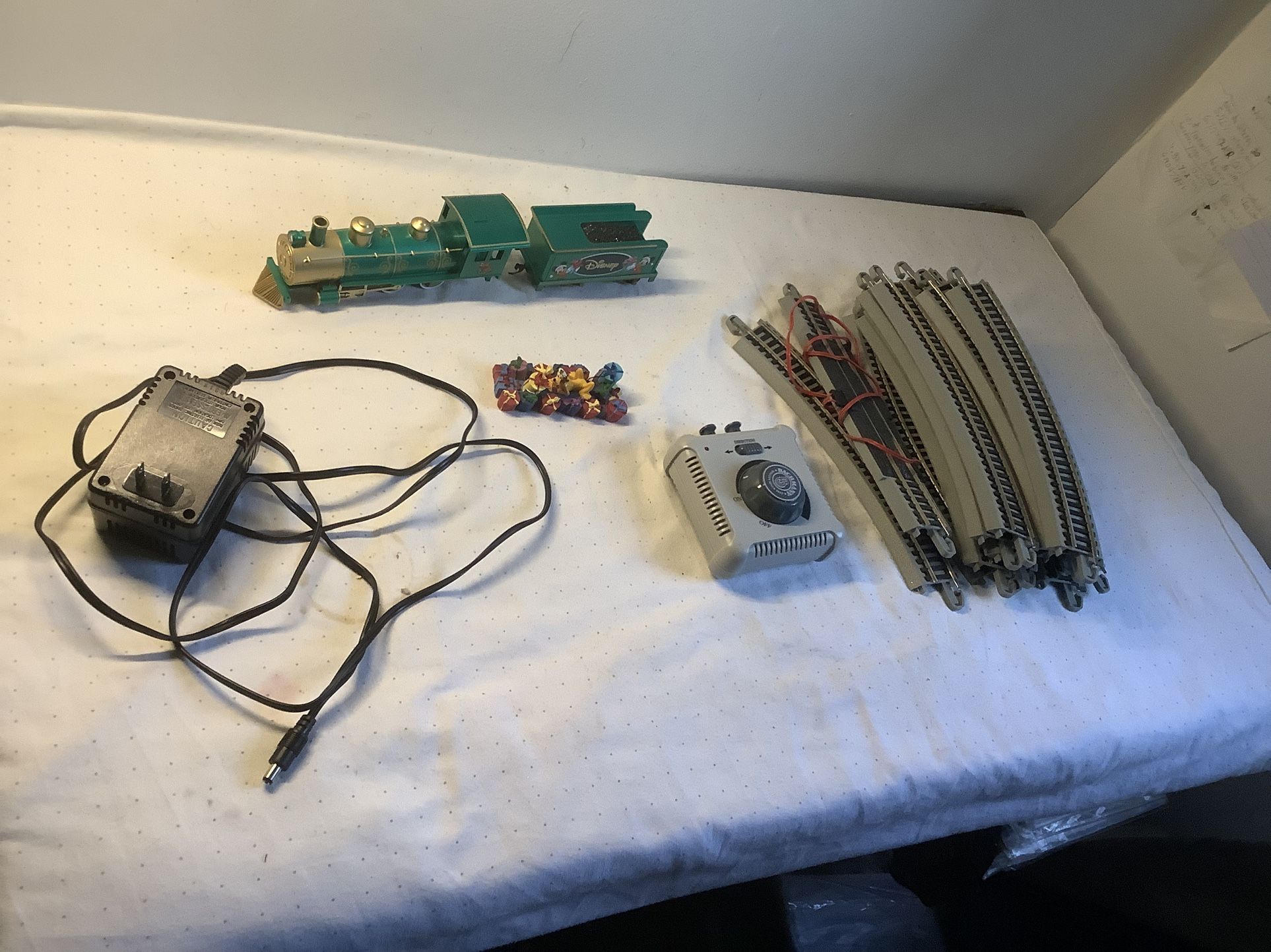 Hawthorne Village Disney Train Mickey Mouse Locomotive Green Untested