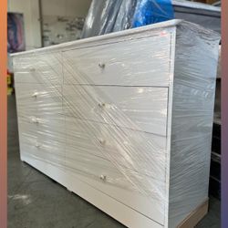 8 Drawer Dresser 