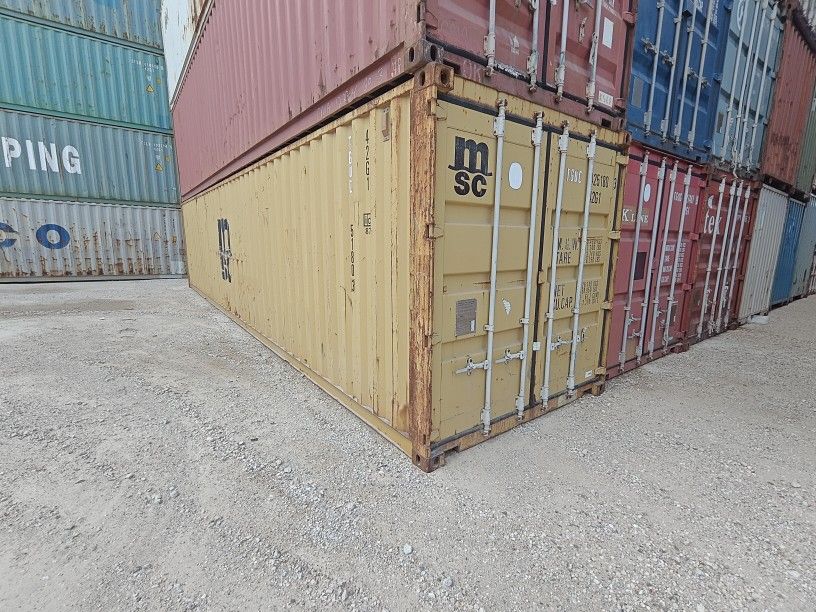 40ft Wind & Water Tight Shipping Containers For Sale
