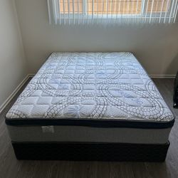 Queen Size Mattress Pillow Top 