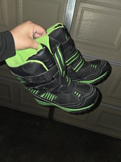 Snow Boots