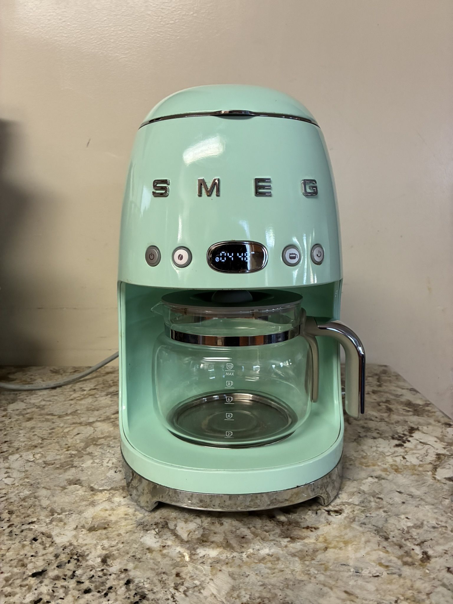 SMEG Drip filter coffee machine Retro style Pastel green Glossy