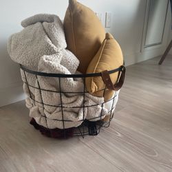 Clothes / Blanket Basket 