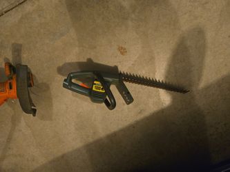 Black And Decker Hedge Trimmer
