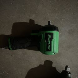 Snap On 3/8 Drive Air Impact 