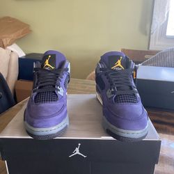 AIR JORDAN 4 RETRO LAKERS GRADESCHOOL SIZE 5.5y