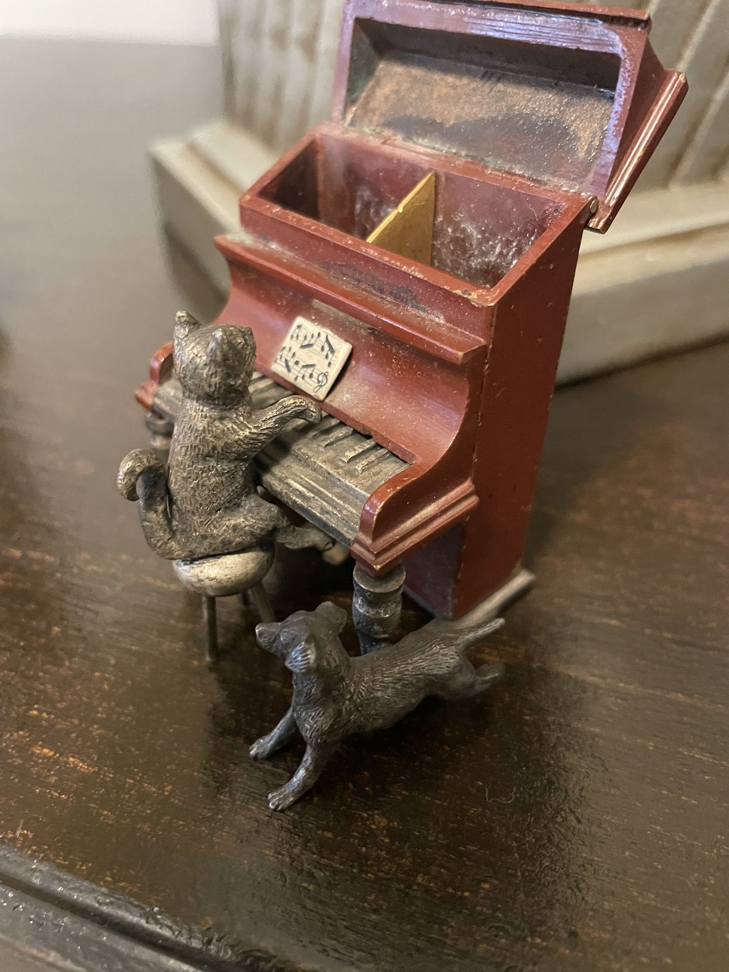 Authentic Austrian Cats figurines