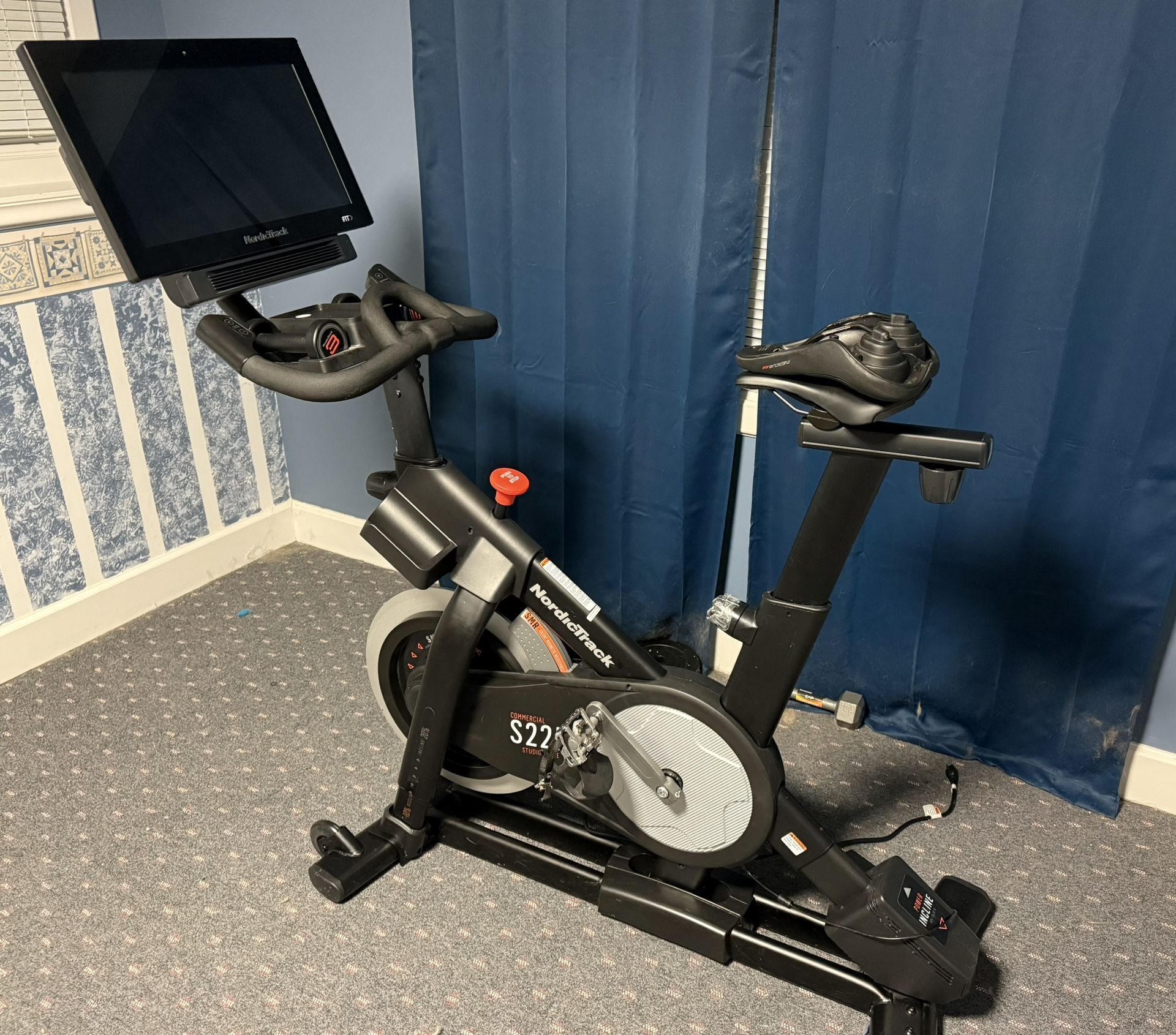 Nordic Track S22i (purchased In 2021) 1500