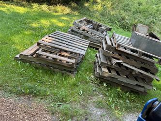 Free pallets and huge window