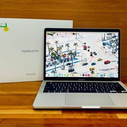  MacBook Pro 13” TouchBar 2020 2Ghz i5 16GB RAM 500GB with Apple Care+ 10/20/2024 New LOW PRICE $799