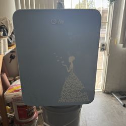 Mini Refrigerator 
