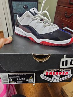 Jordan 11 Retro Low