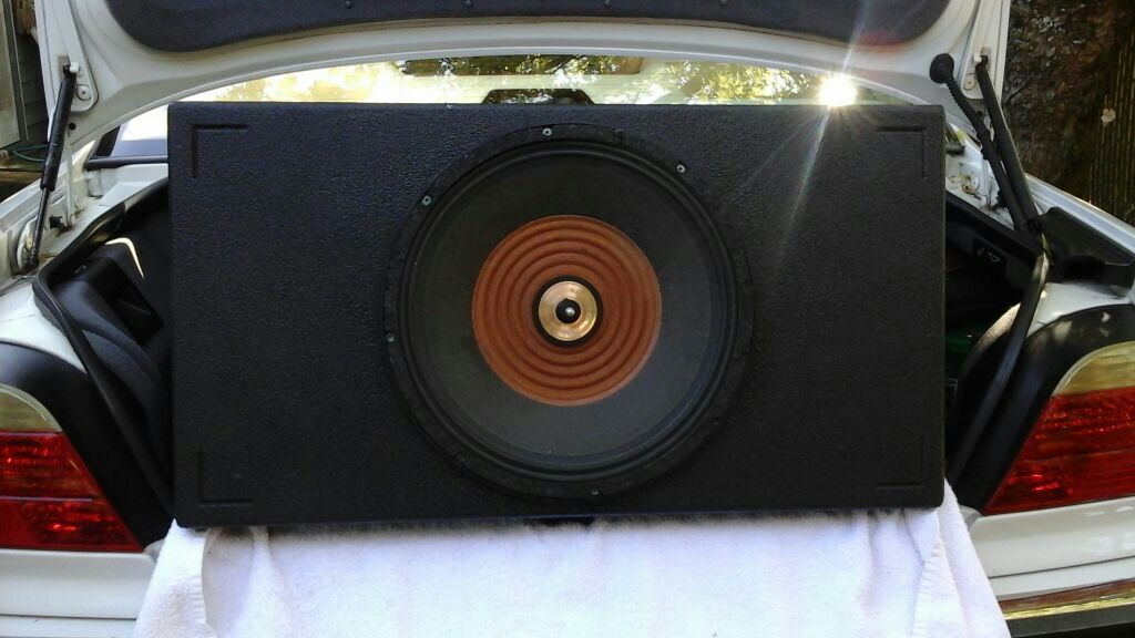 15" Cerwin-Vega! STROKER 15D2 with box
