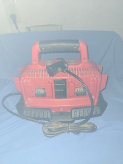 SIX PACK CHARGER