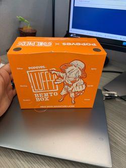 Popeyes one piece paper bento box