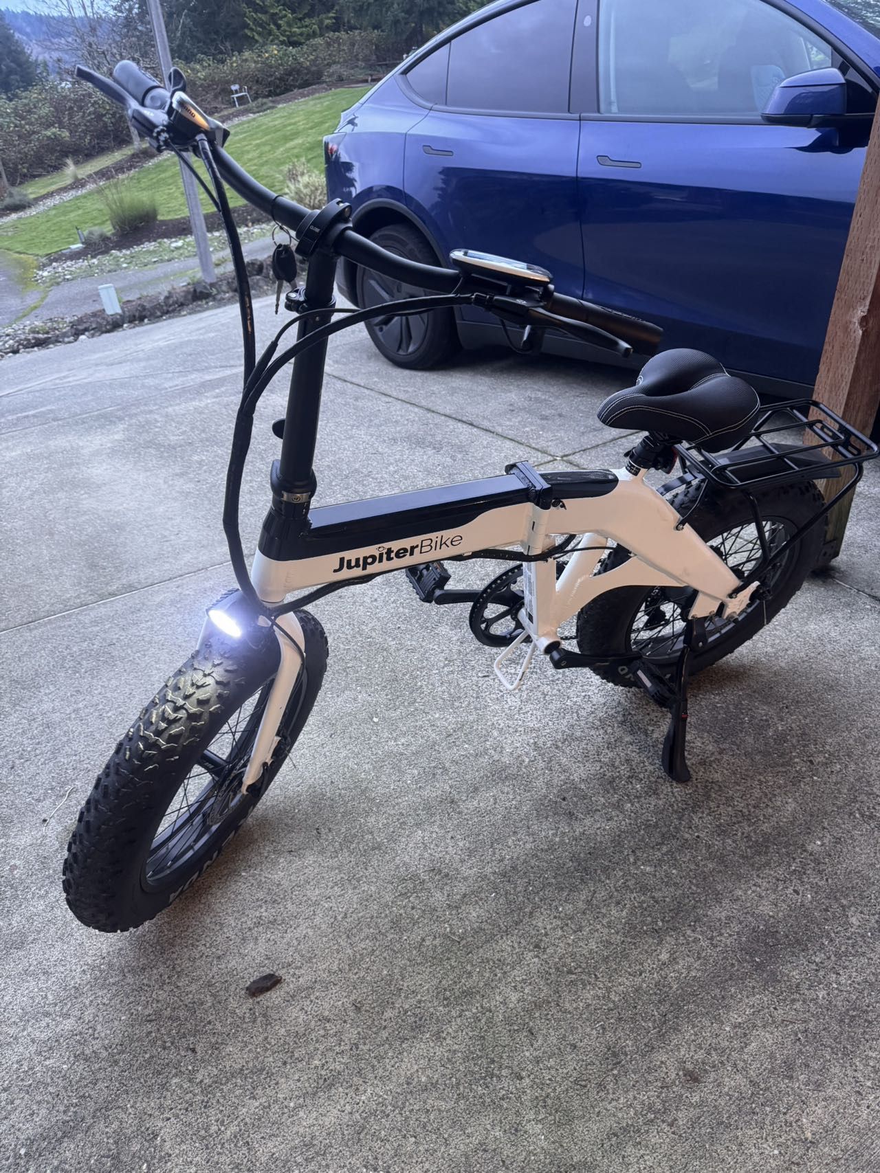 Jupiter Bikes - Defiant All Terrain Fat Tire eBike with Peak 1130W