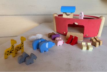 Toy Noah’s Ark
