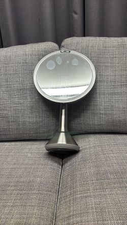 simplehuman 8" Round Sensor Makeup Mirror with Touch-Control Dual Light Settings