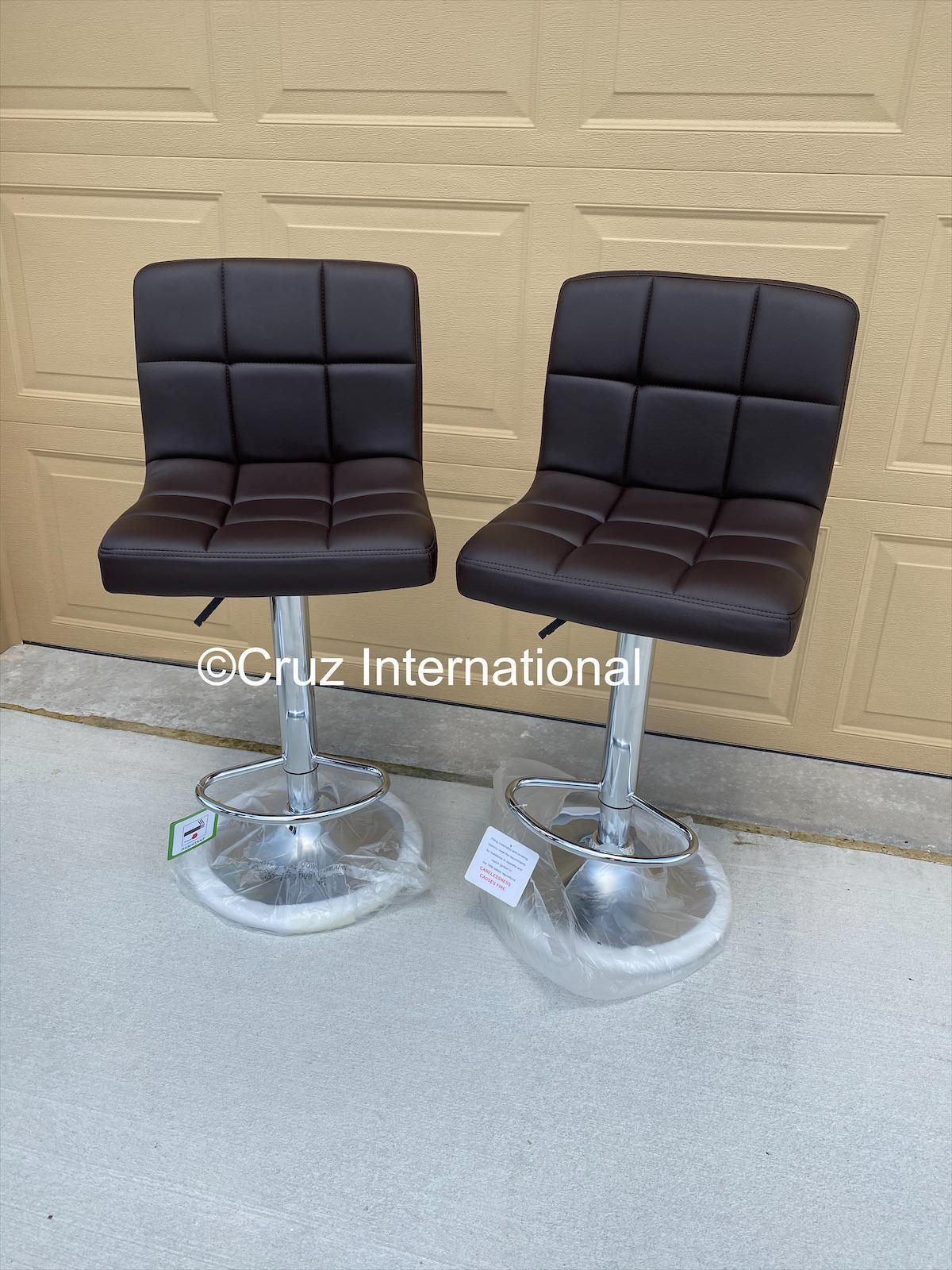 New 2 Brown Bar Stools 